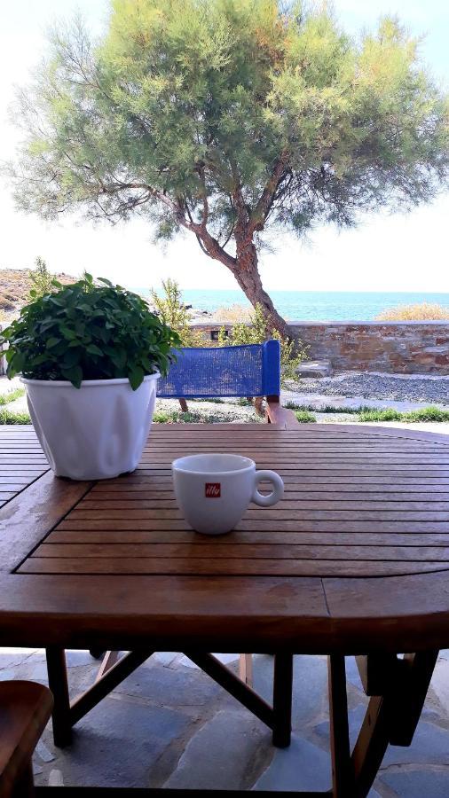 Peaceful Bay Hotel Megas Gialos - Nites ภายนอก รูปภาพ