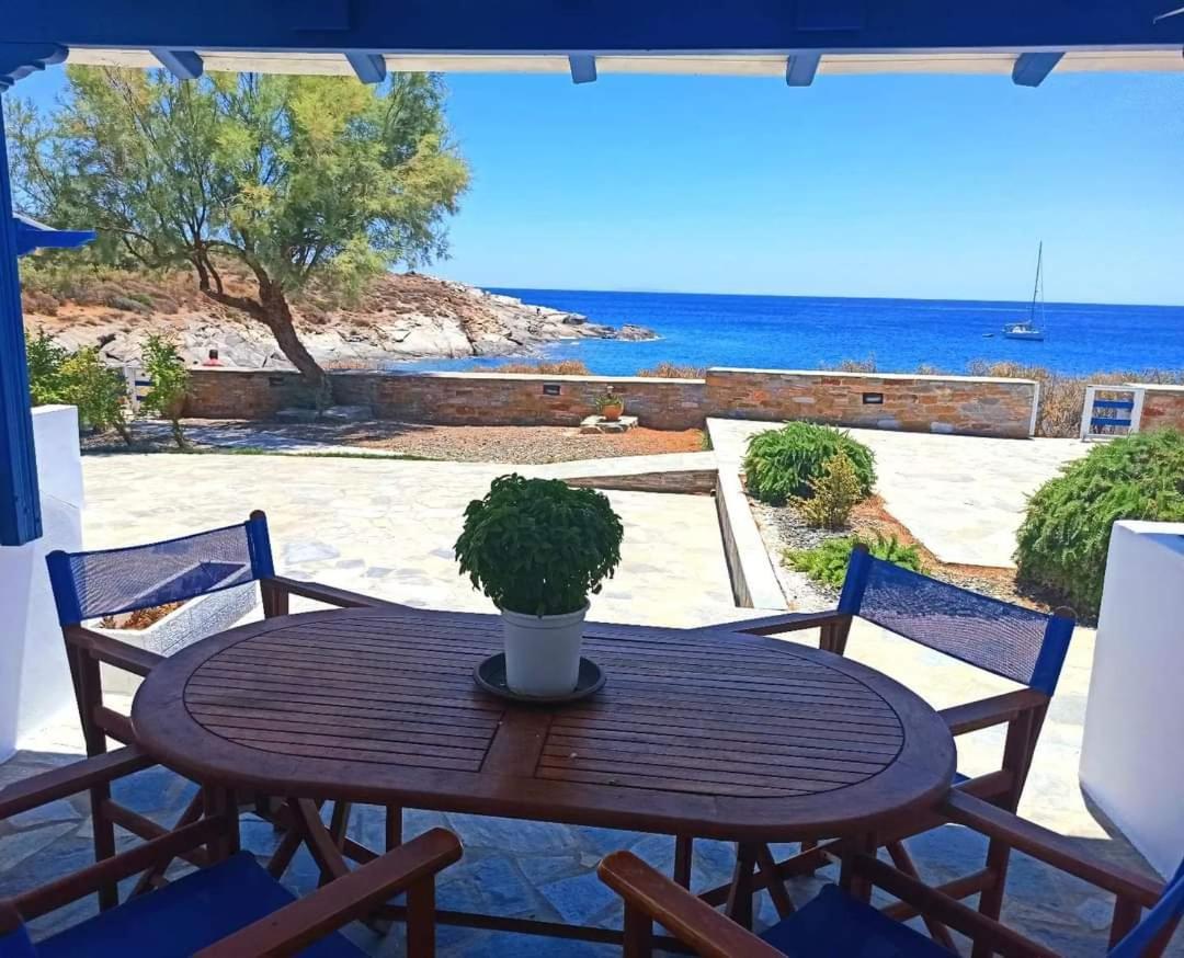 Peaceful Bay Hotel Megas Gialos - Nites ภายนอก รูปภาพ