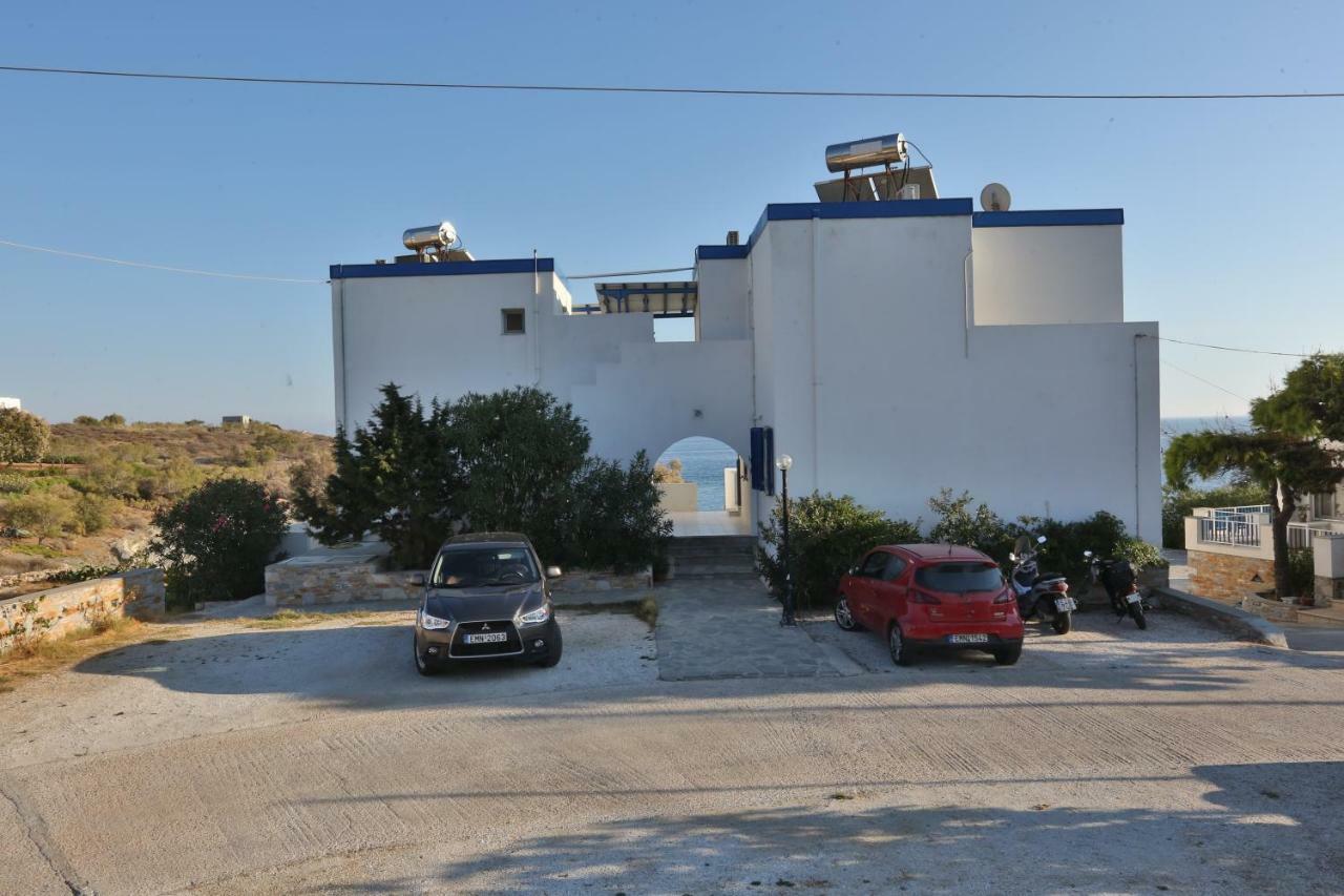 Peaceful Bay Hotel Megas Gialos - Nites ภายนอก รูปภาพ